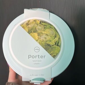 Set of three Reusable lunch containers. Green